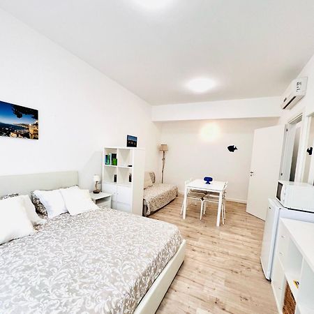 Piazza Lauro Suites Соренто Екстериор снимка