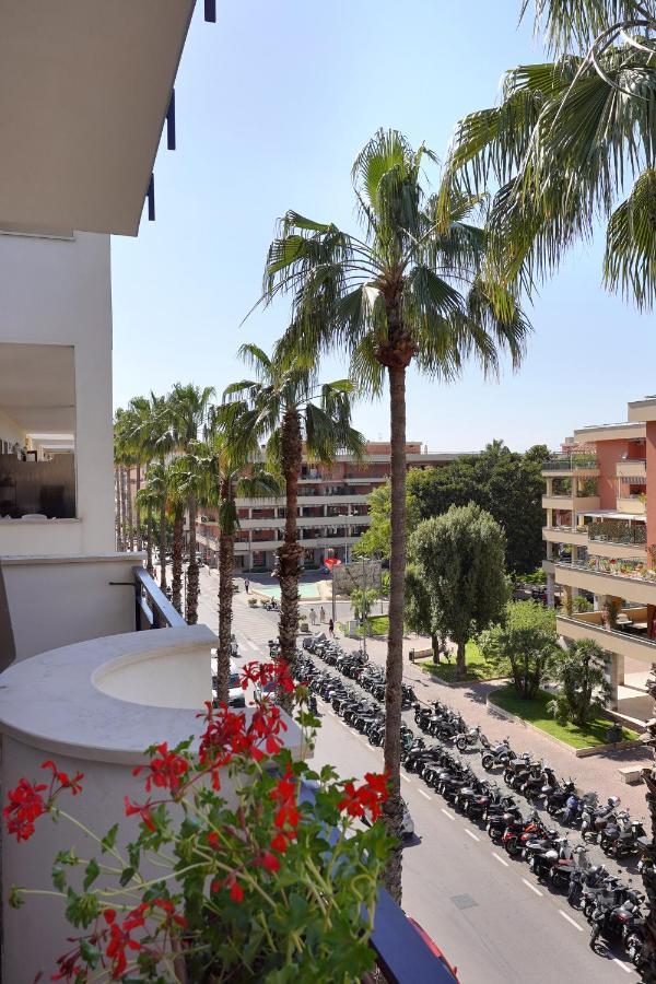 Piazza Lauro Suites Соренто Екстериор снимка